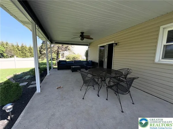 $2,800 | 3071 Athena Drive, Bethlehem, PA 18017
