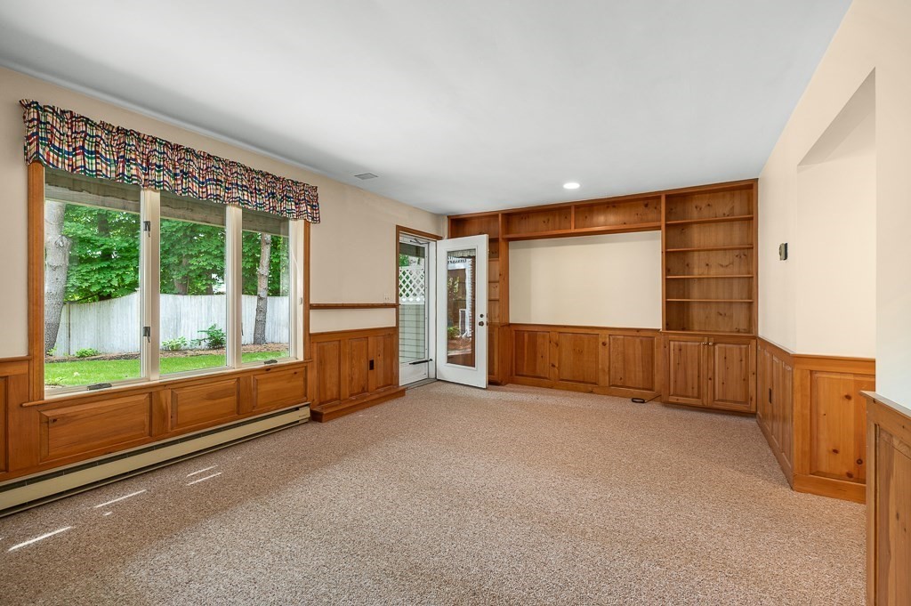 3 Raven Lane, Unit A2 Gloucester, MA 01930 - Photo 10 of 39 a view of an empty room with a window