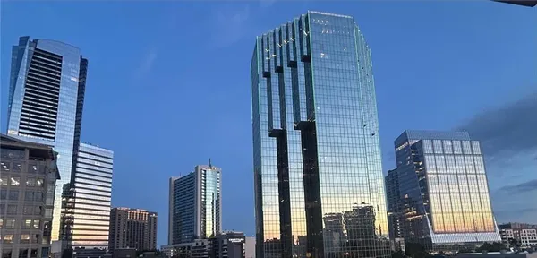 $2,800 | 3338 Peachtree Road Northeast, Unit 2906, Atlanta, GA 30326