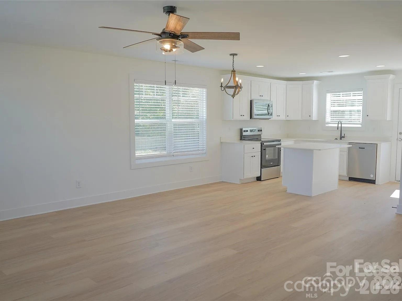 816 Fairview Street, Unit A Kannapolis, NC 28083 - Photo 3 of 9