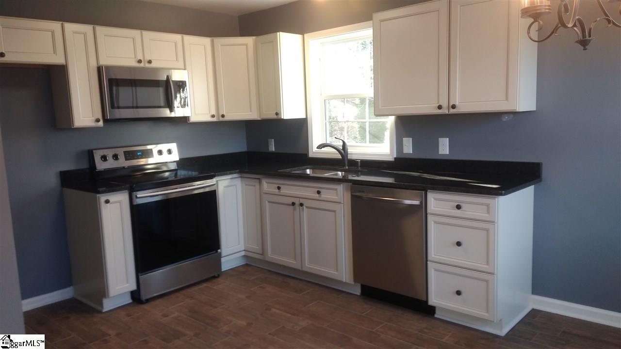 310 Westchester Road Easley, SC 29640 - Photo 9 of 18