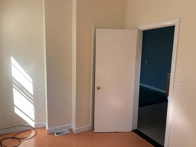 a view of yard with tree s