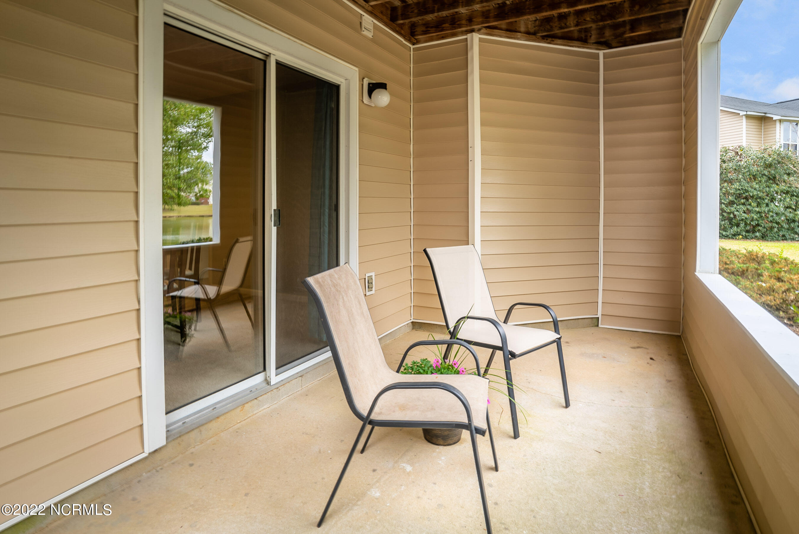 607 Spring Forest Road, Unit B Greenville, NC 27834 - Photo 5 of 21 20220405 MLS L_Stavish 607 Spring Forest