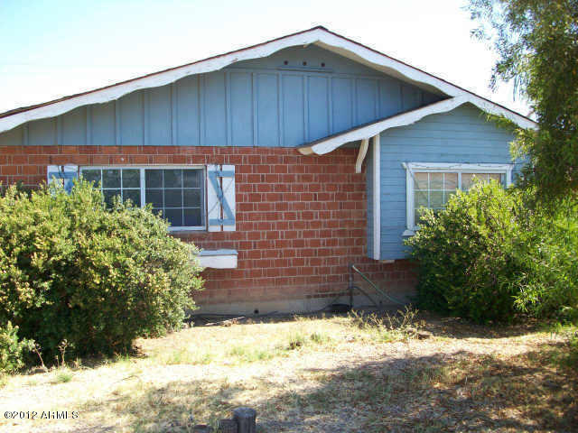 3601 West Lawrence Road Phoenix, AZ 85019 - Photo 1 of 8 4695815-1