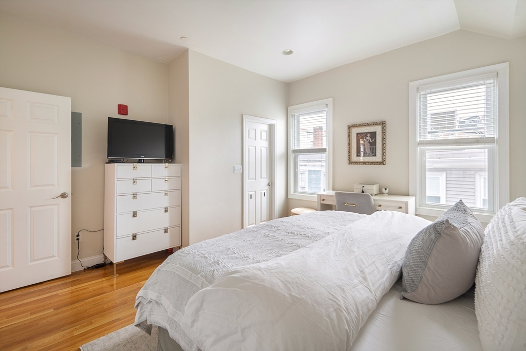 87 Bartlett Street, Unit 2 Boston, MA 02129 - Photo 13 of 15