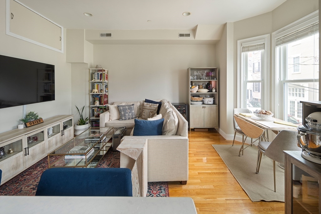 87 Bartlett Street, Unit 2 Boston, MA 02129 - Photo 4 of 15