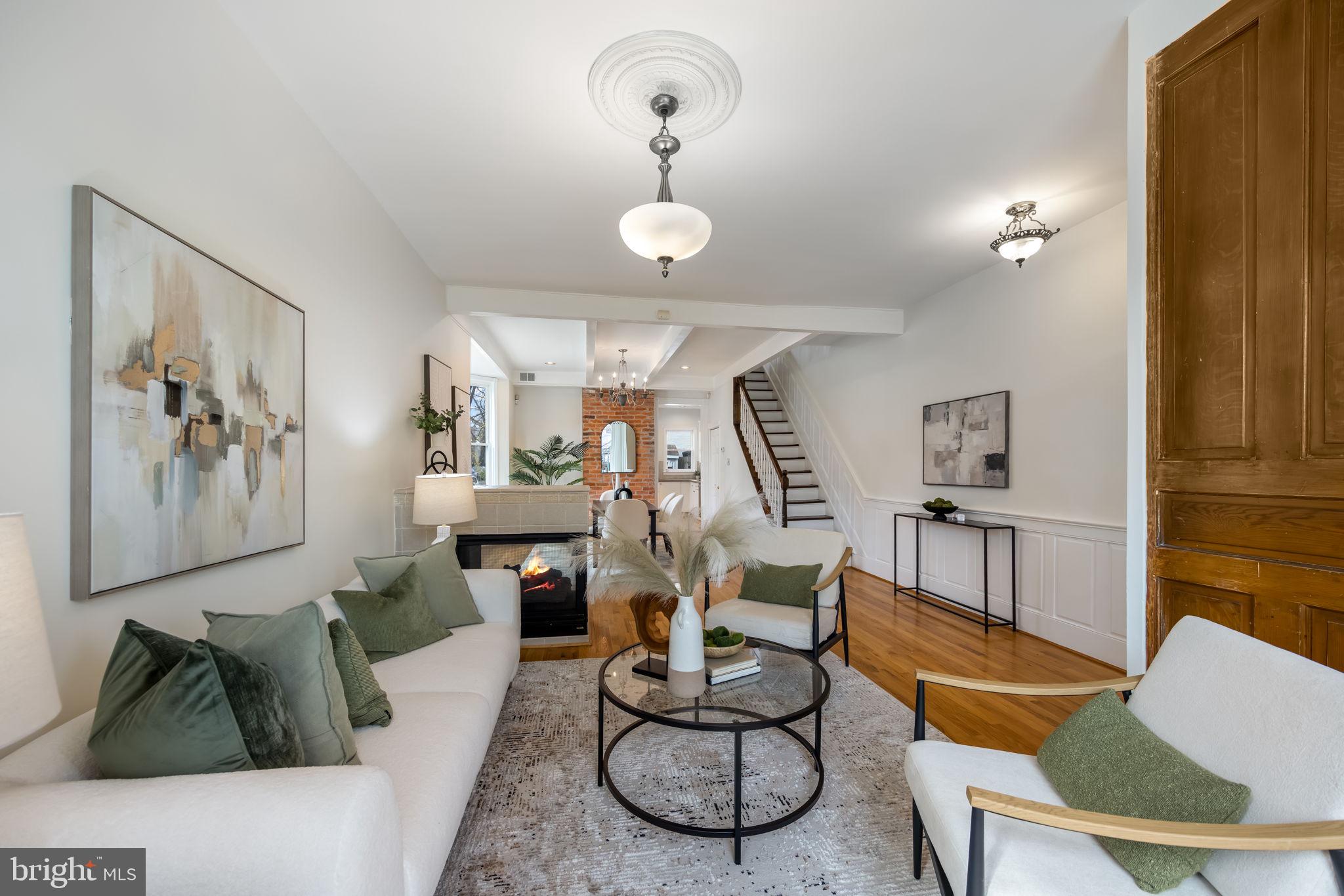 520 14th Street Northeast Washington, DC 20002 - Photo 11 of 44 Open main level w high ceilings & gas fireplace