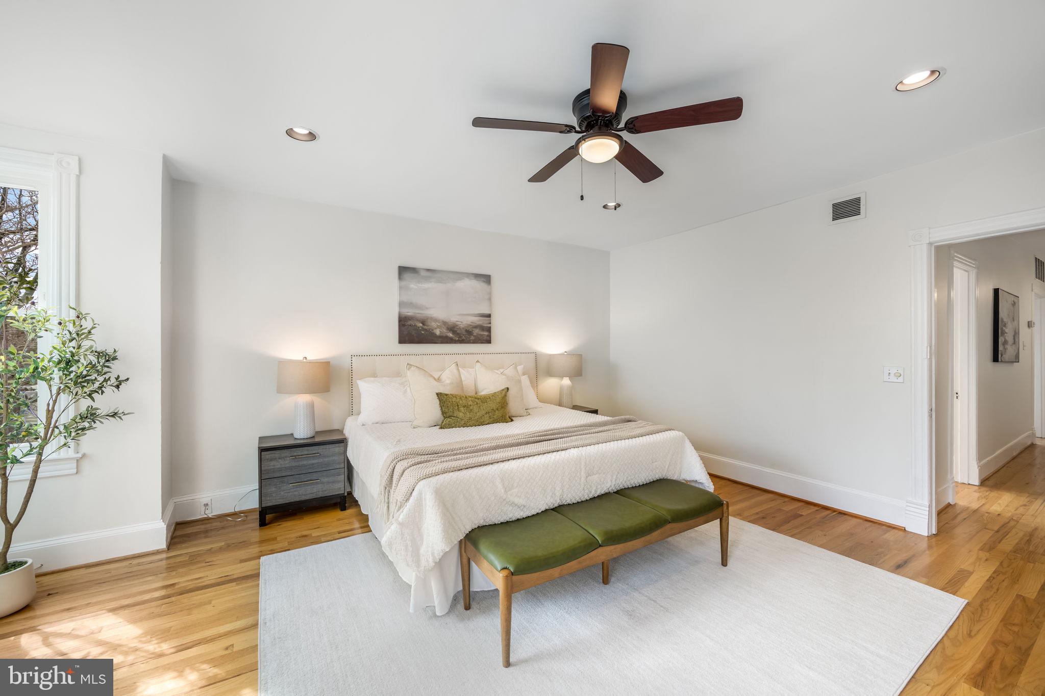 520 14th Street Northeast Washington, DC 20002 - Photo 23 of 44 Spacious primary bedroom on upper level