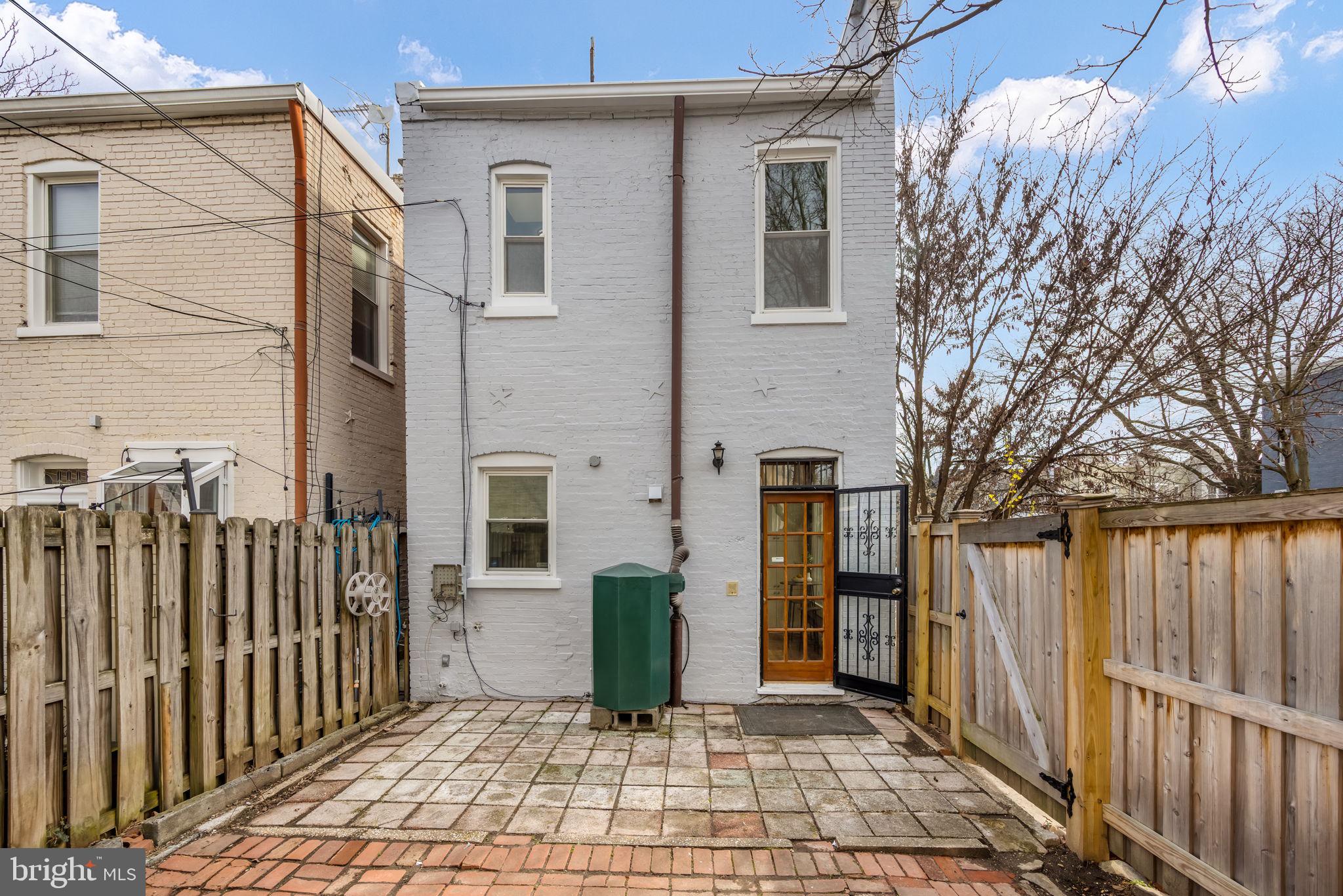 520 14th Street Northeast Washington, DC 20002 - Photo 35 of 44 Private, fenced patio