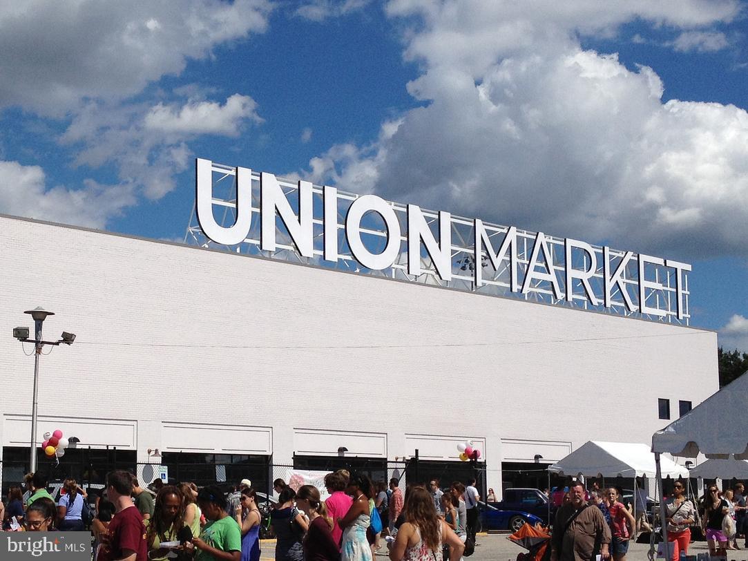 520 14th Street Northeast Washington, DC 20002 - Photo 41 of 44 Minutes to Union Market, H St & Eastern Market!