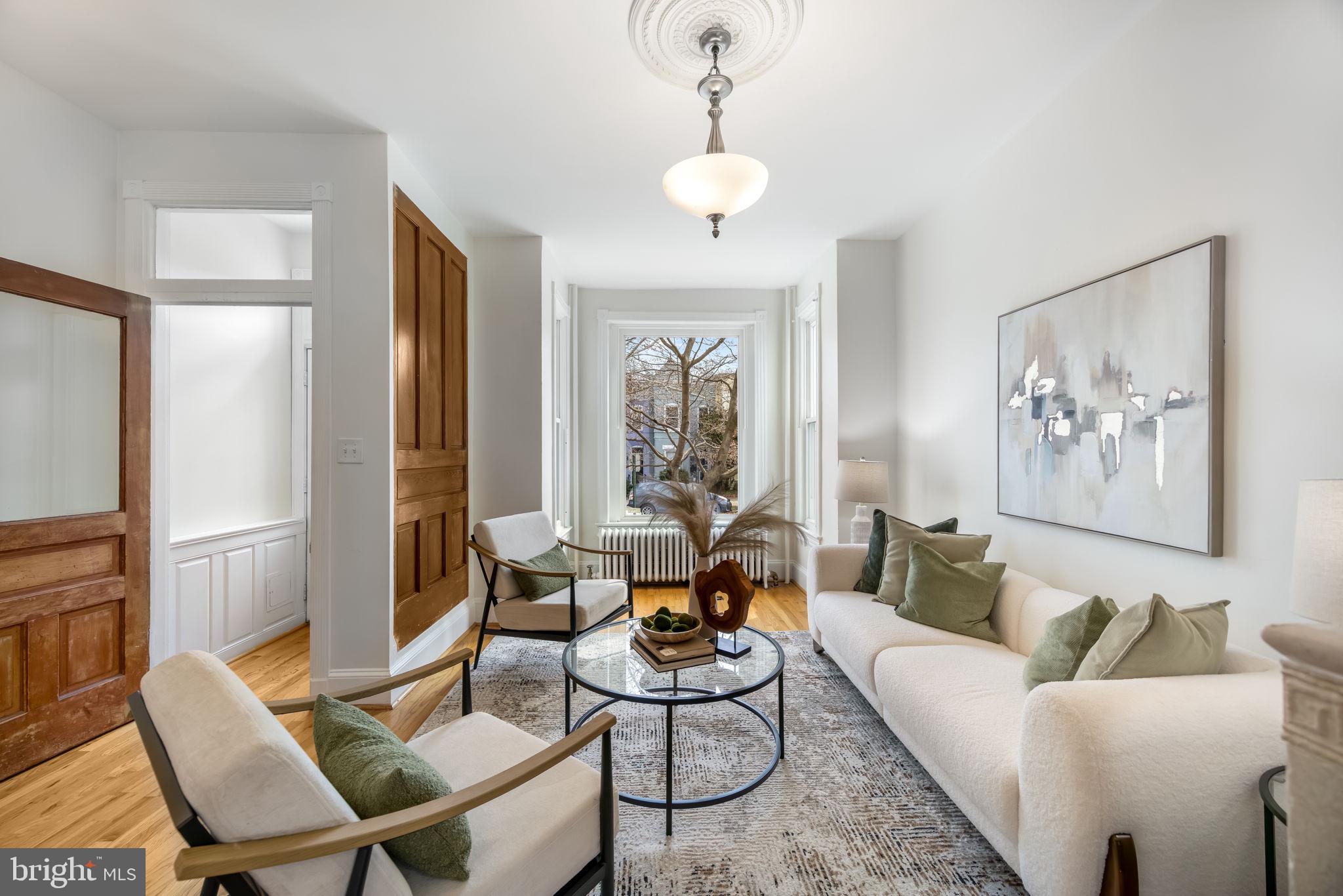 520 14th Street Northeast Washington, DC 20002 - Photo 10 of 44 Open main level w high ceilings & gas fireplace