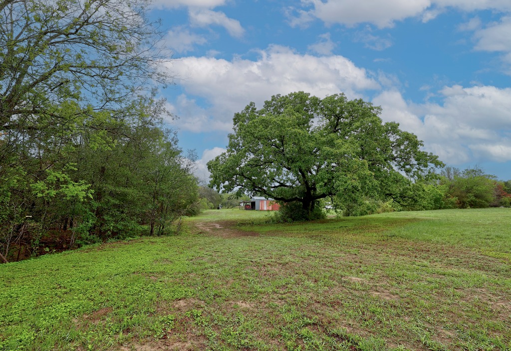 986 Shiloh Road Bastrop, TX 78602 - Photo 33 of 38