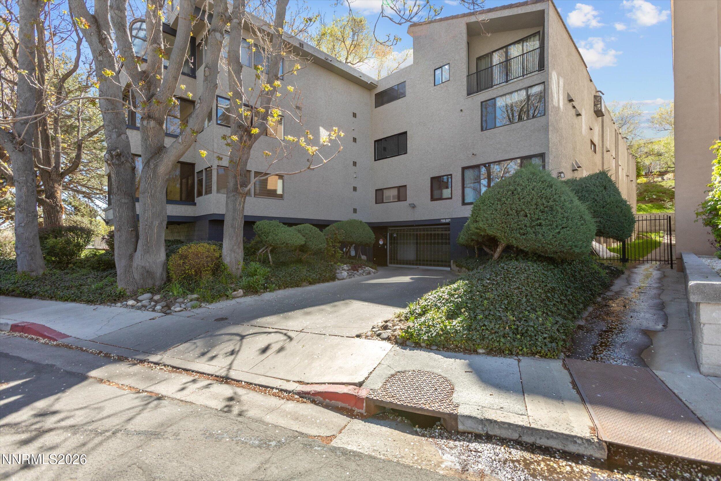 524 Island Avenue Reno, NV 89501 - Photo 29 of 39 03-0Y7A5268