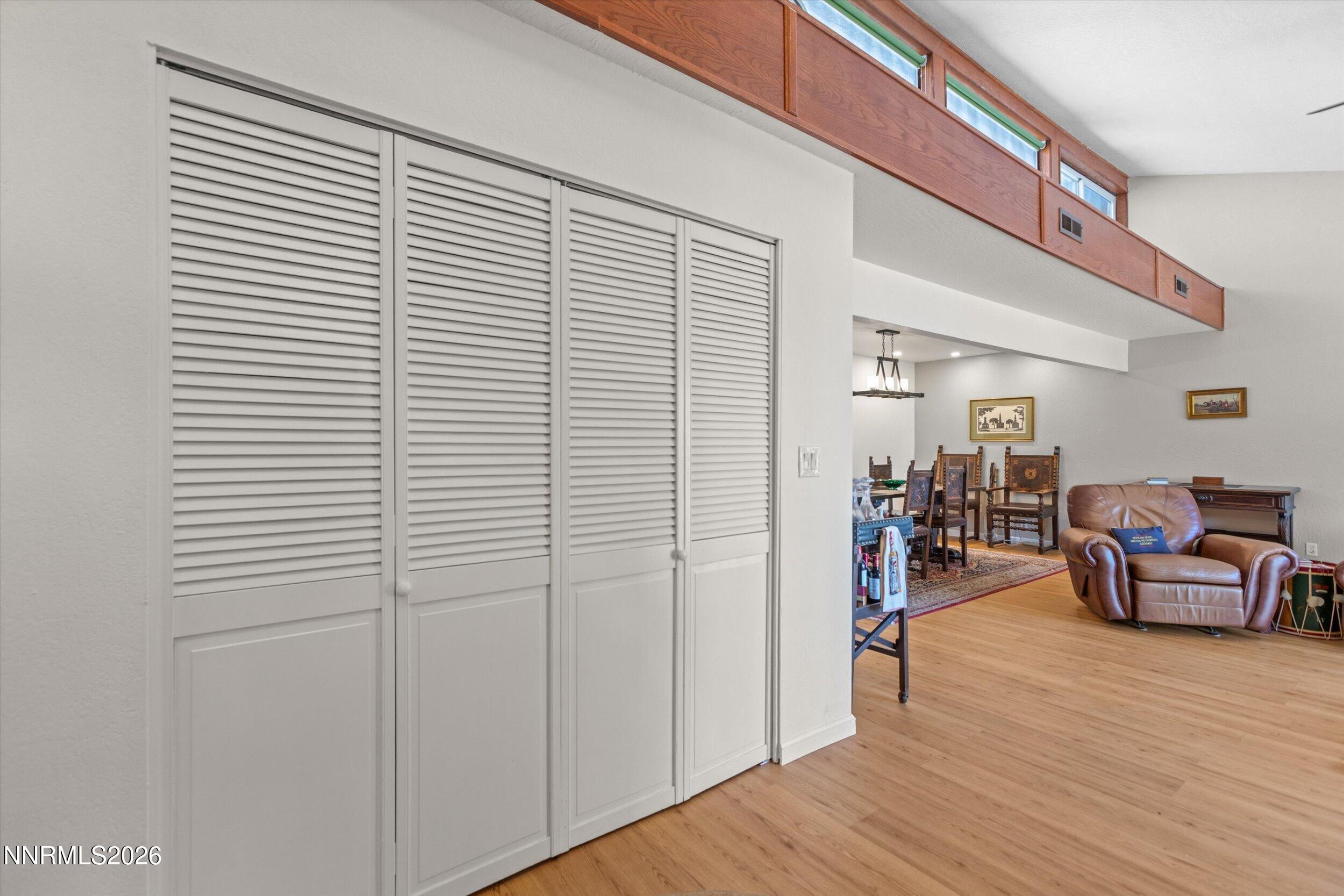 524 Island Avenue Reno, NV 89501 - Photo 6 of 39 11-0Y7A5241