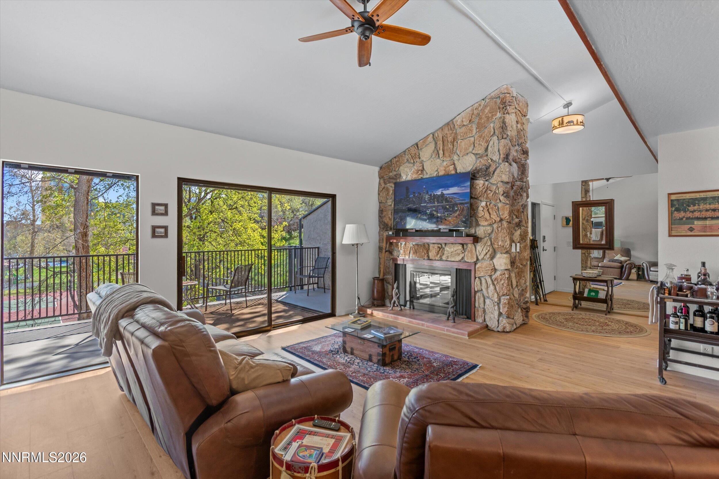 524 Island Avenue Reno, NV 89501 - Photo 8 of 39 07-0Y7A5232