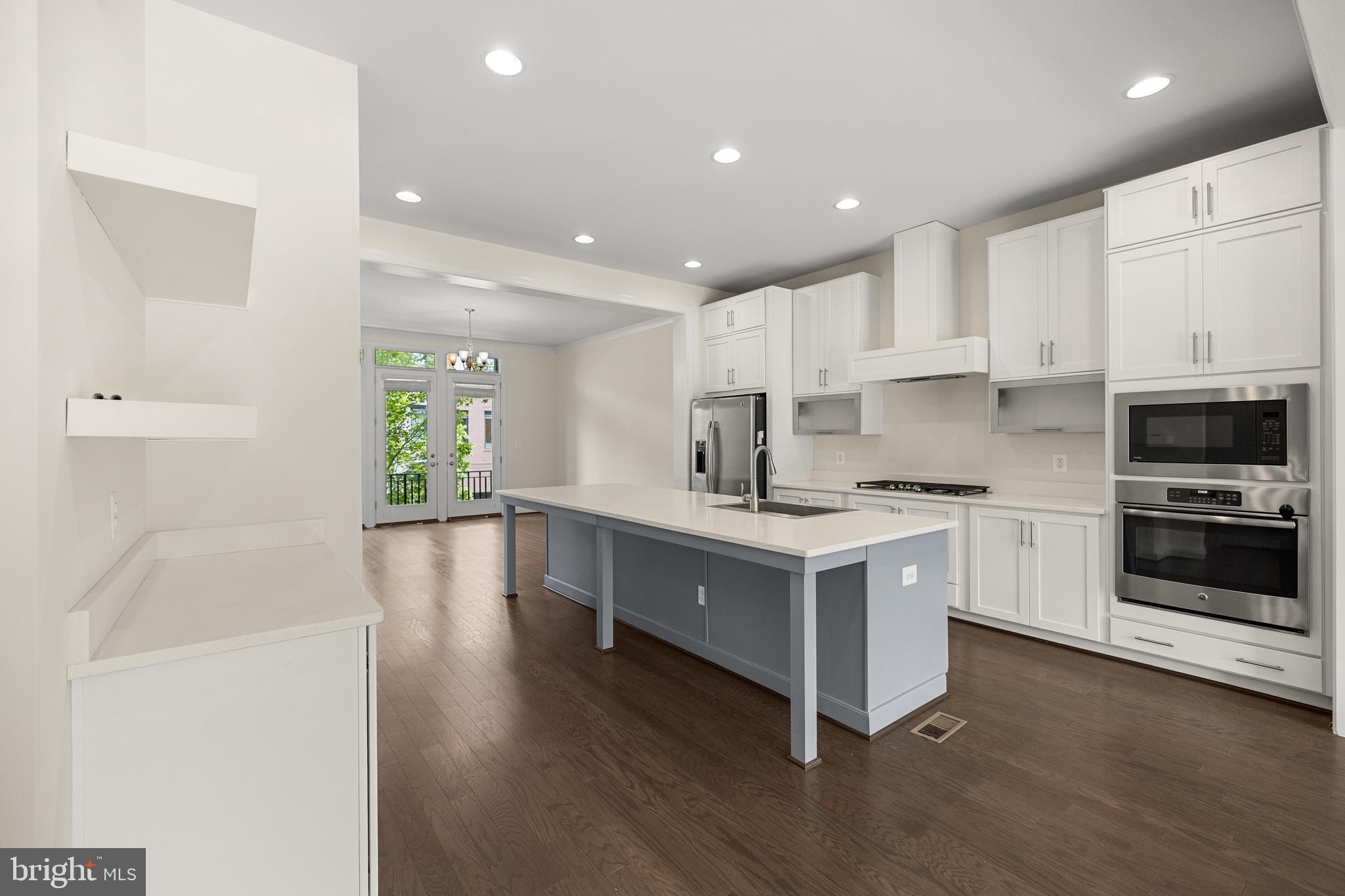 42289 Porter Ridge Terrace Brambleton, VA 20148 - Photo 11 of 44 Second Kitchen