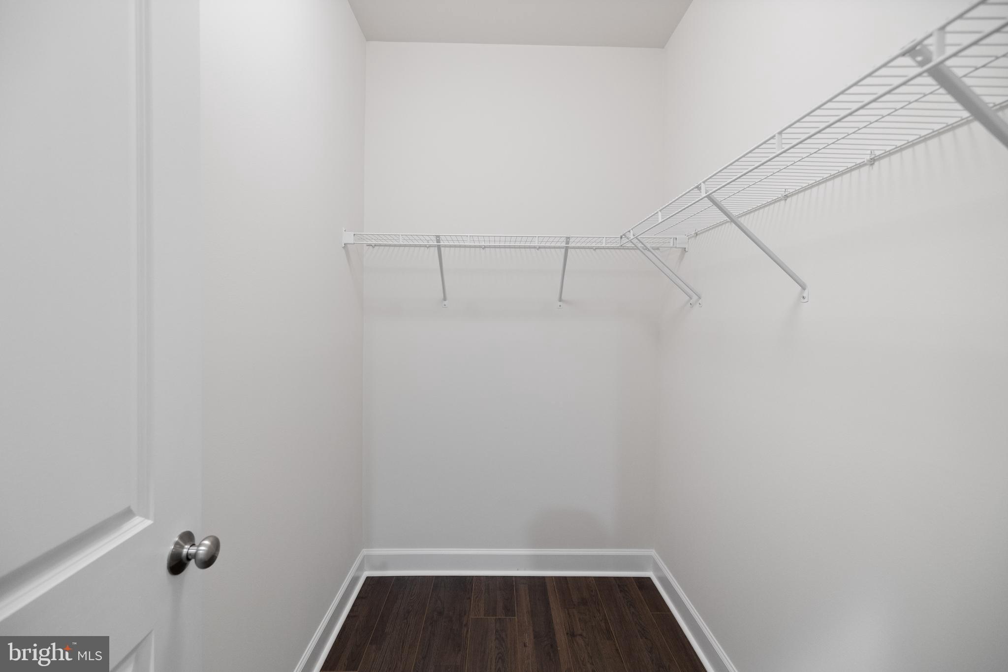 42289 Porter Ridge Terrace Brambleton, VA 20148 - Photo 41 of 44 Gallery Image 41