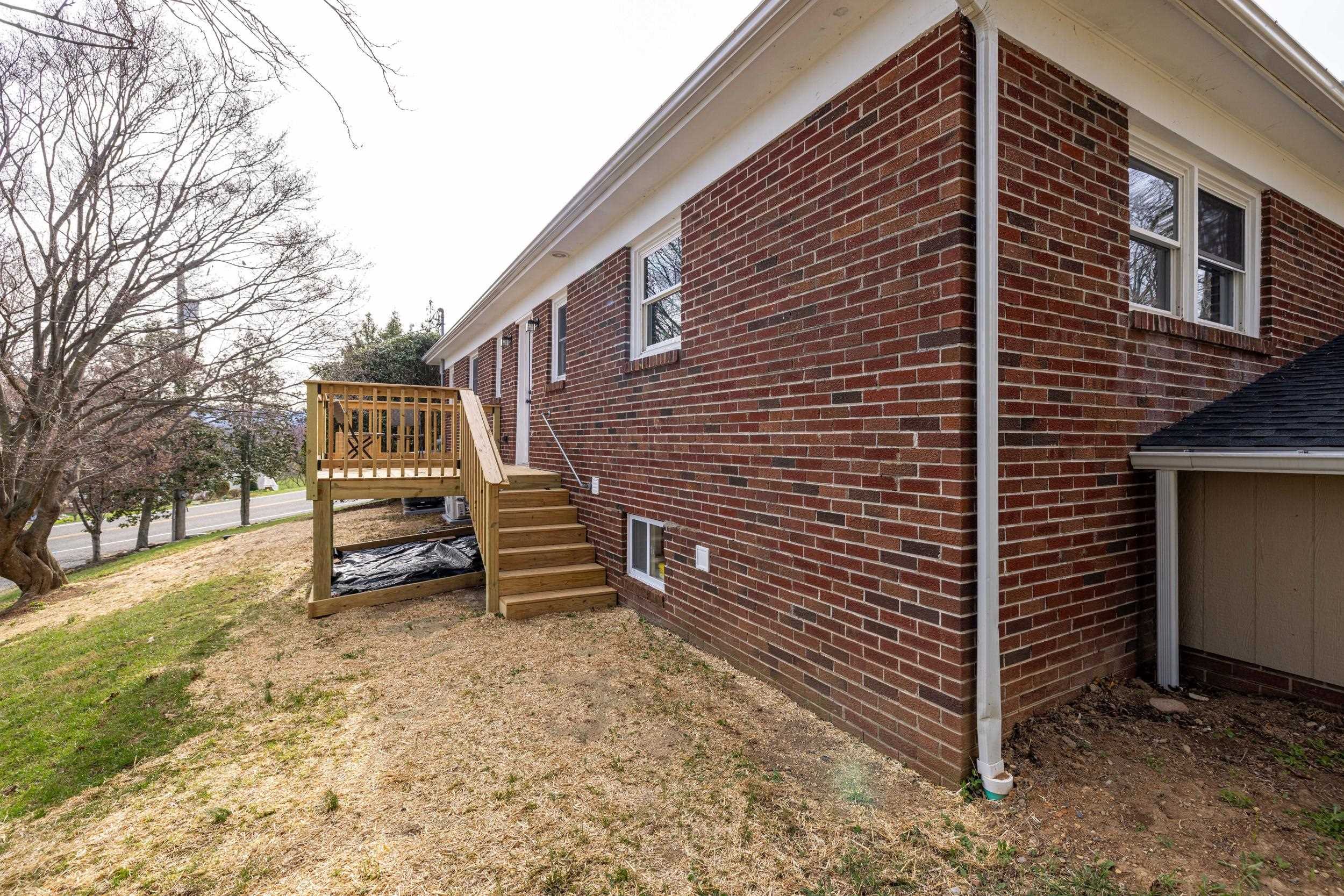 1045 Smithland Road Harrisonburg, VA 22802 - Photo 56 of 75