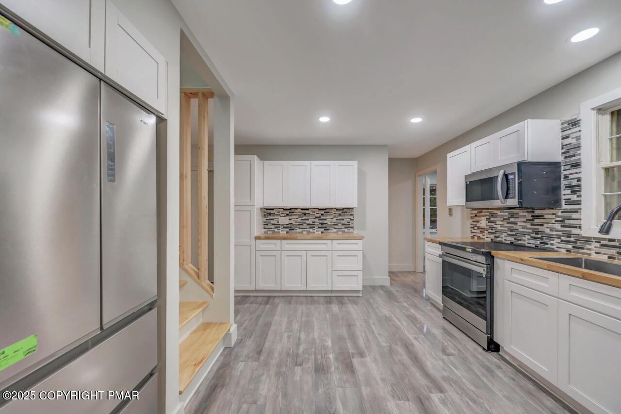 384 Devils Hole Road Cresco, PA 18326 - Photo 15 of 97 384DevilsHoleRd15