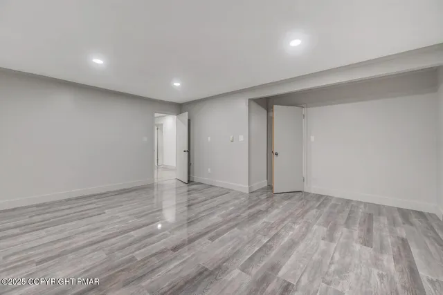 $549,000 | 384 Devils Hole Road, Cresco, PA 18326