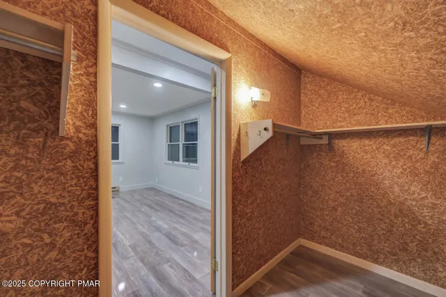 $549,000 | 384 Devils Hole Road, Cresco, PA 18326