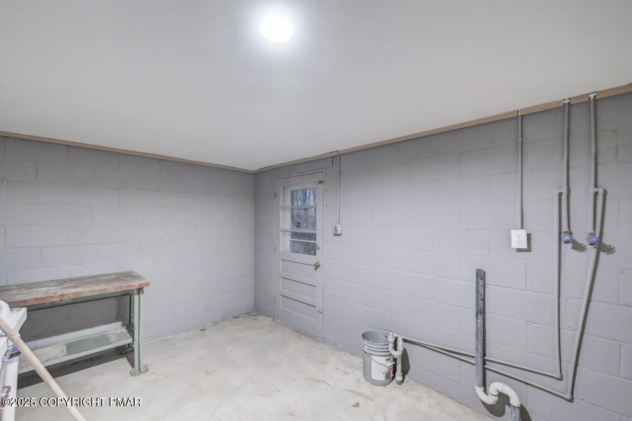 384 Devils Hole Road Cresco, PA 18326 - Photo 77 of 97 384DevilsHoleRd77