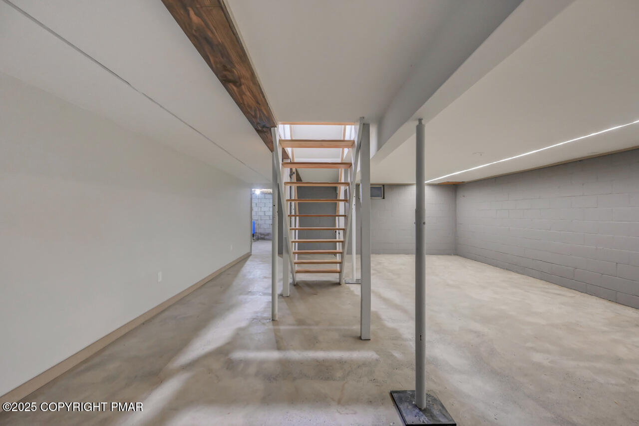 384 Devils Hole Road Cresco, PA 18326 - Photo 78 of 97 384DevilsHoleRd78