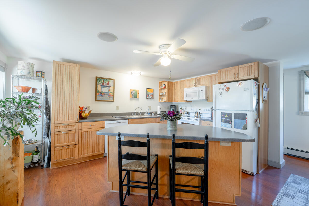 67 Winter Street Topsham, ME 04086 - Photo 13 of 103 67 Winter-053