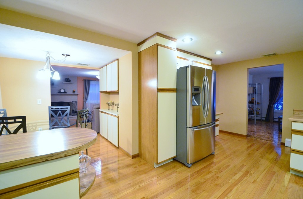 74 Howe Street Ashland, MA 01721 - Photo 4 of 19 Gallery Image 4