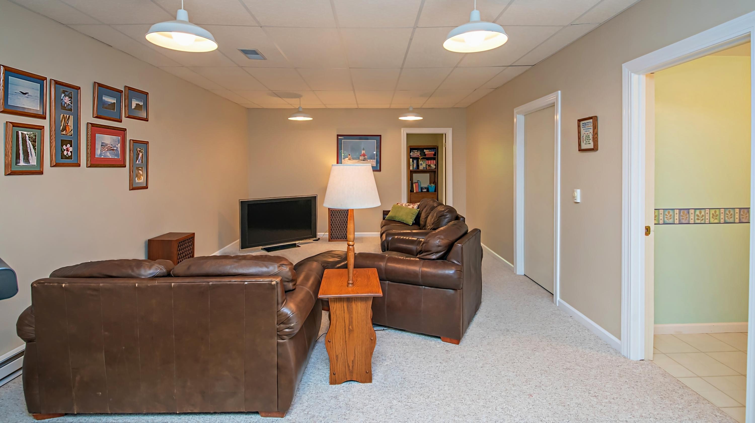 5343 Ridge Road Stevensville, MI 49127 - Photo 20 of 45 DSC08392_
