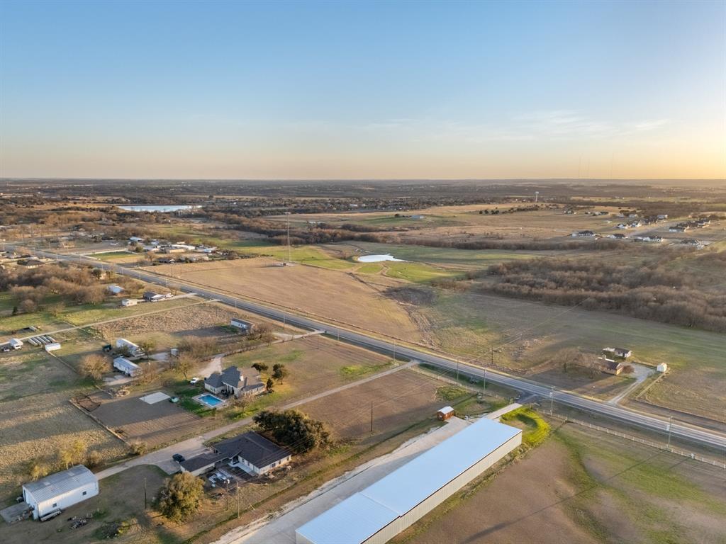 5854 Old Lorena Road Lorena, TX 76655 - Photo 20 of 37 a view of an ocean and beach