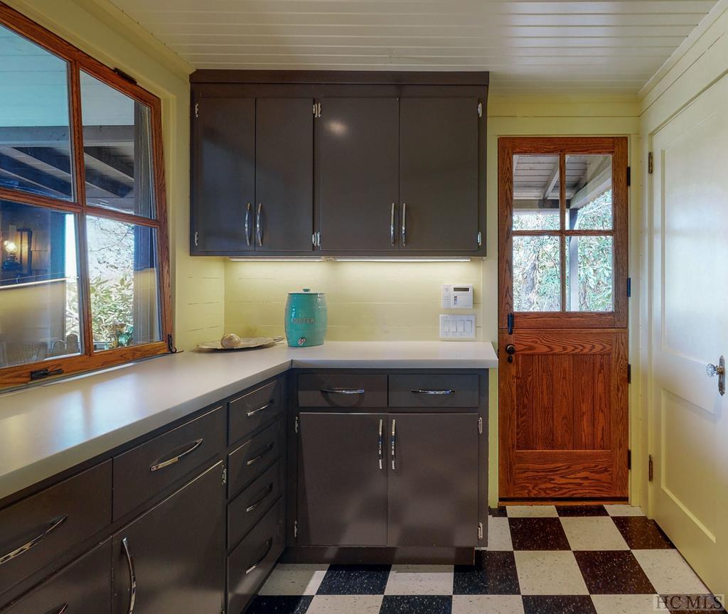 430 Satulah Road Highlands, NC 28741 - Photo 25 of 49 Gallery Image 25