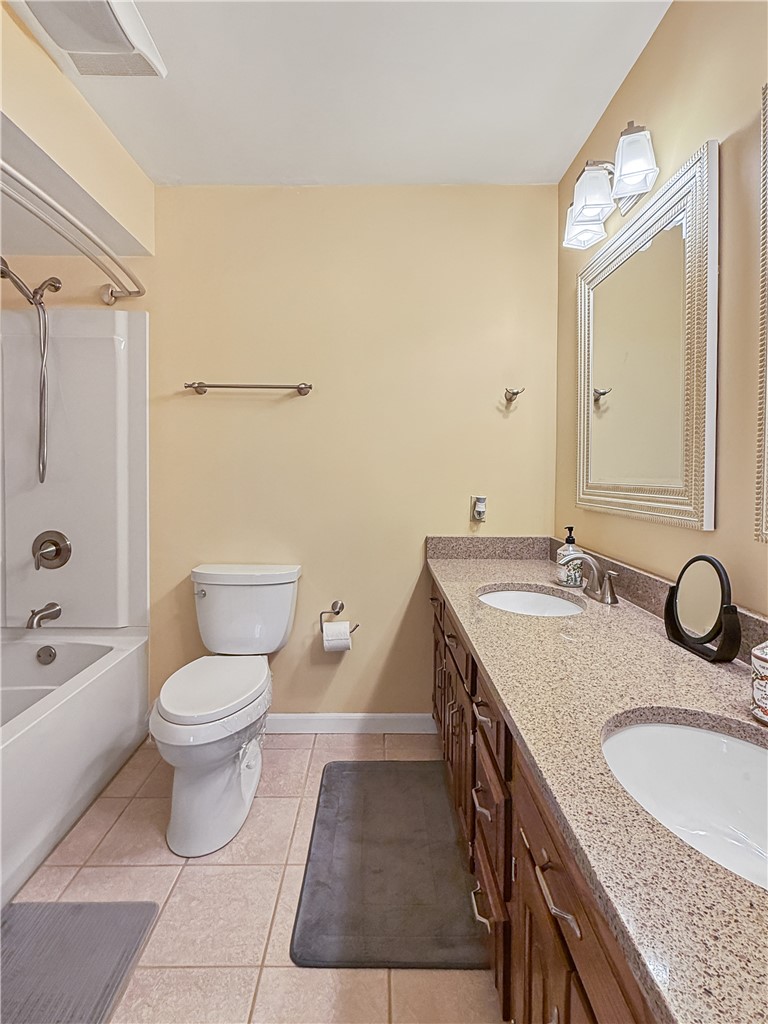 2940 Lewallen Place Decatur, IL 62521 - Photo 15 of 30 Gallery Image 15