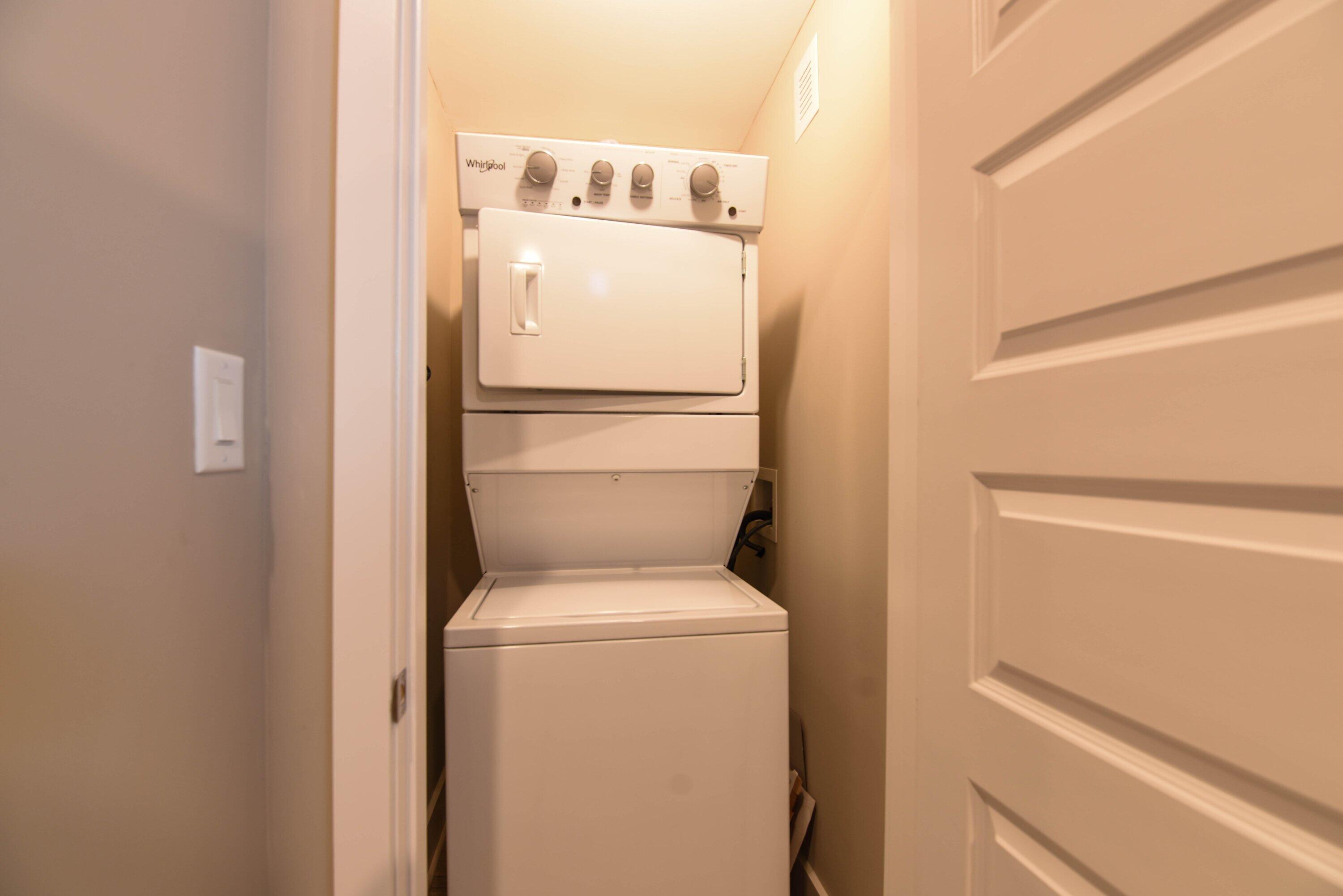 101 11th Street, Unit 35 Marathon, FL 33050 - Photo 18 of 28 Laundry