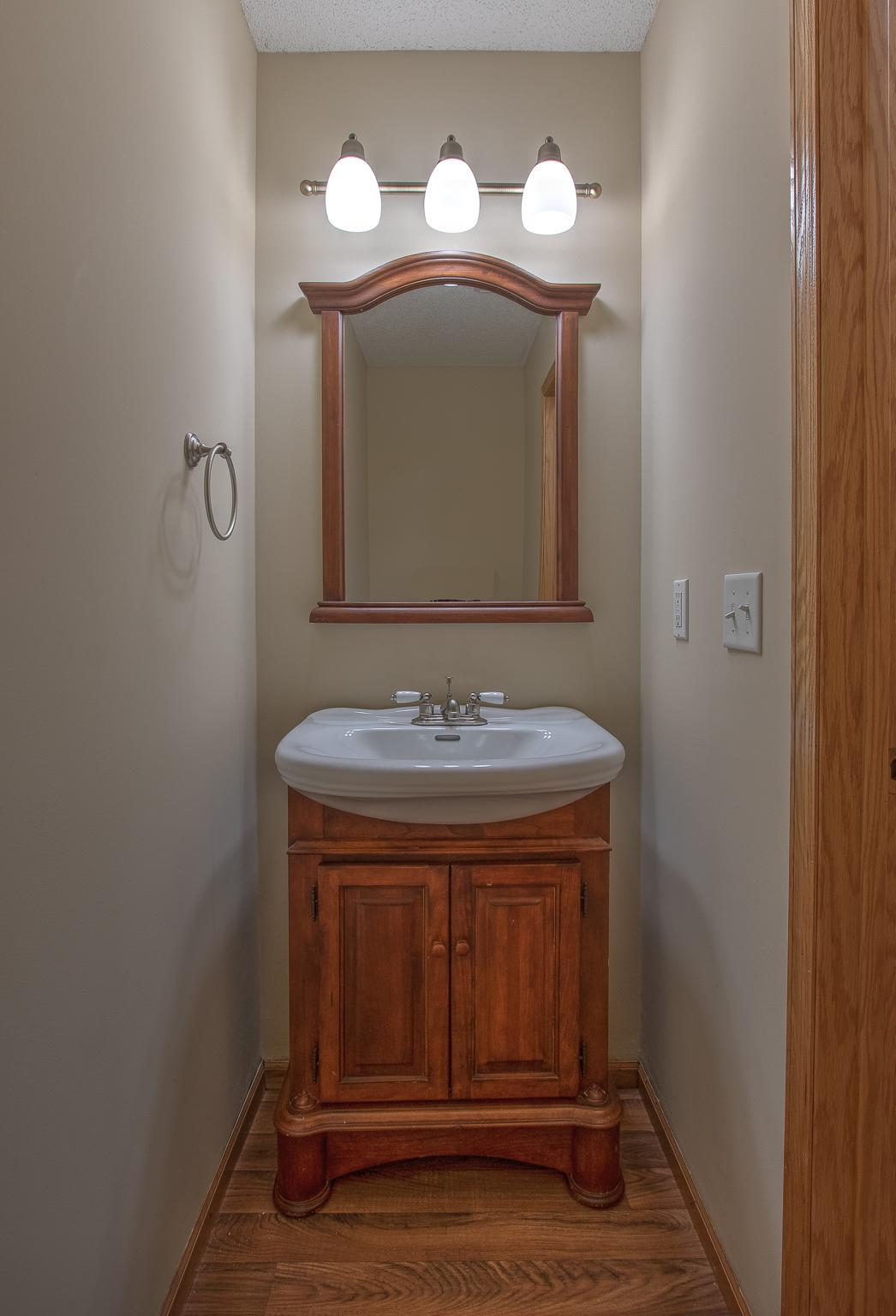 2185 Cleveland Way South Cambridge, MN 55008 - Photo 7 of 24