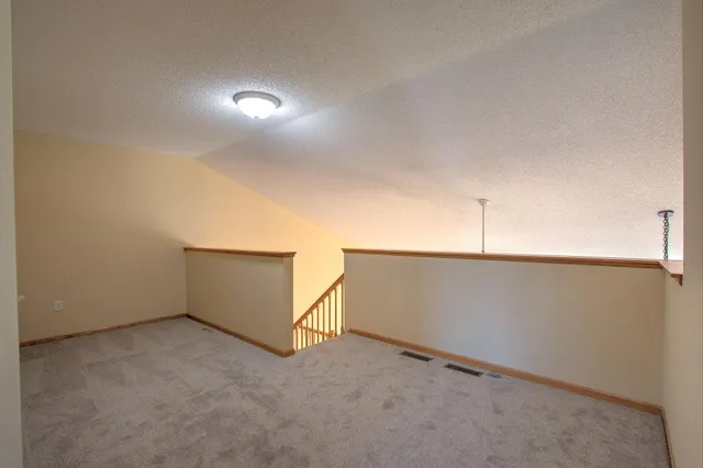 $227,500 | 2185 Cleveland Way South, Cambridge, MN 55008