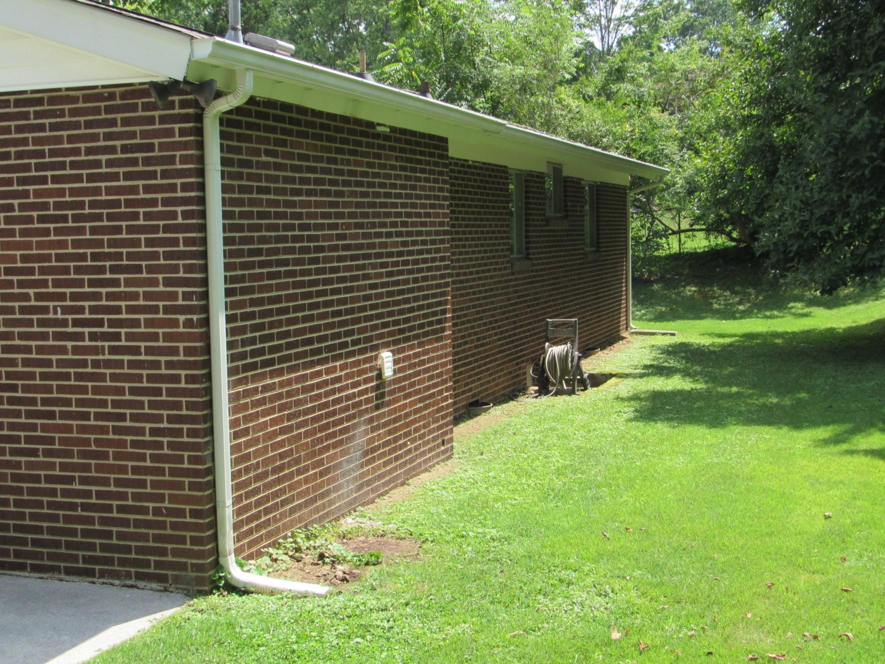 116 Regent Circle Oak Ridge, TN 37830 - Photo 14 of 40 IMG_2952 (2)