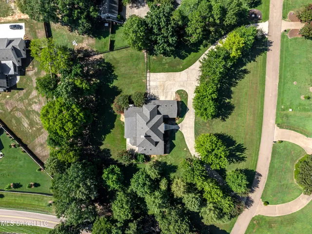 $1,298,900 | 309 Hillview Drive, Ridgeland, MS 39157