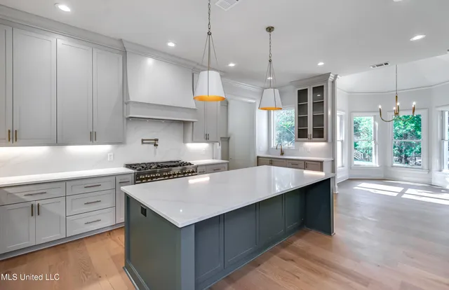 $1,298,900 | 309 Hillview Drive, Ridgeland, MS 39157