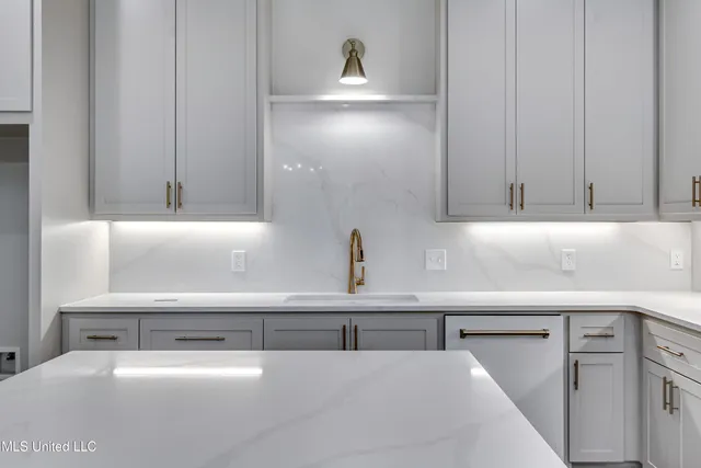 $1,298,900 | 309 Hillview Drive, Ridgeland, MS 39157