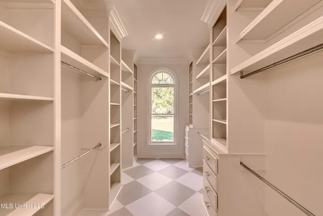 $1,298,900 | 309 Hillview Drive, Ridgeland, MS 39157