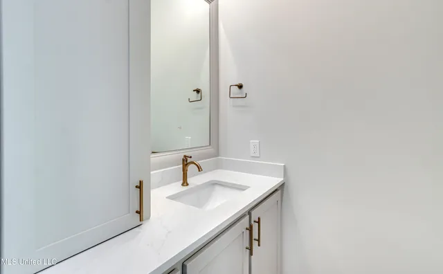 $1,298,900 | 309 Hillview Drive, Ridgeland, MS 39157