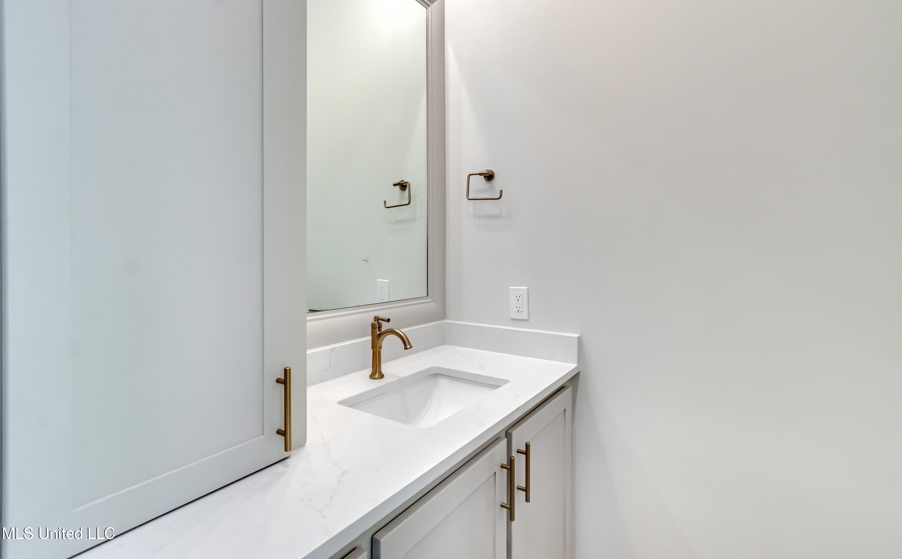 309 Hillview Drive Ridgeland, MS 39157 - Photo 49 of 102 309 Hillview Dr-46