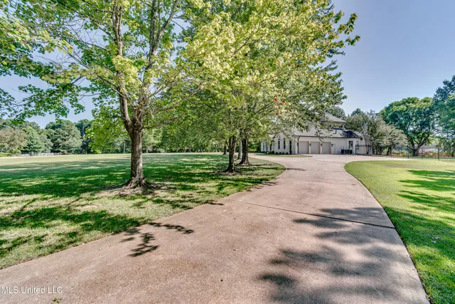 $1,298,900 | 309 Hillview Drive, Ridgeland, MS 39157