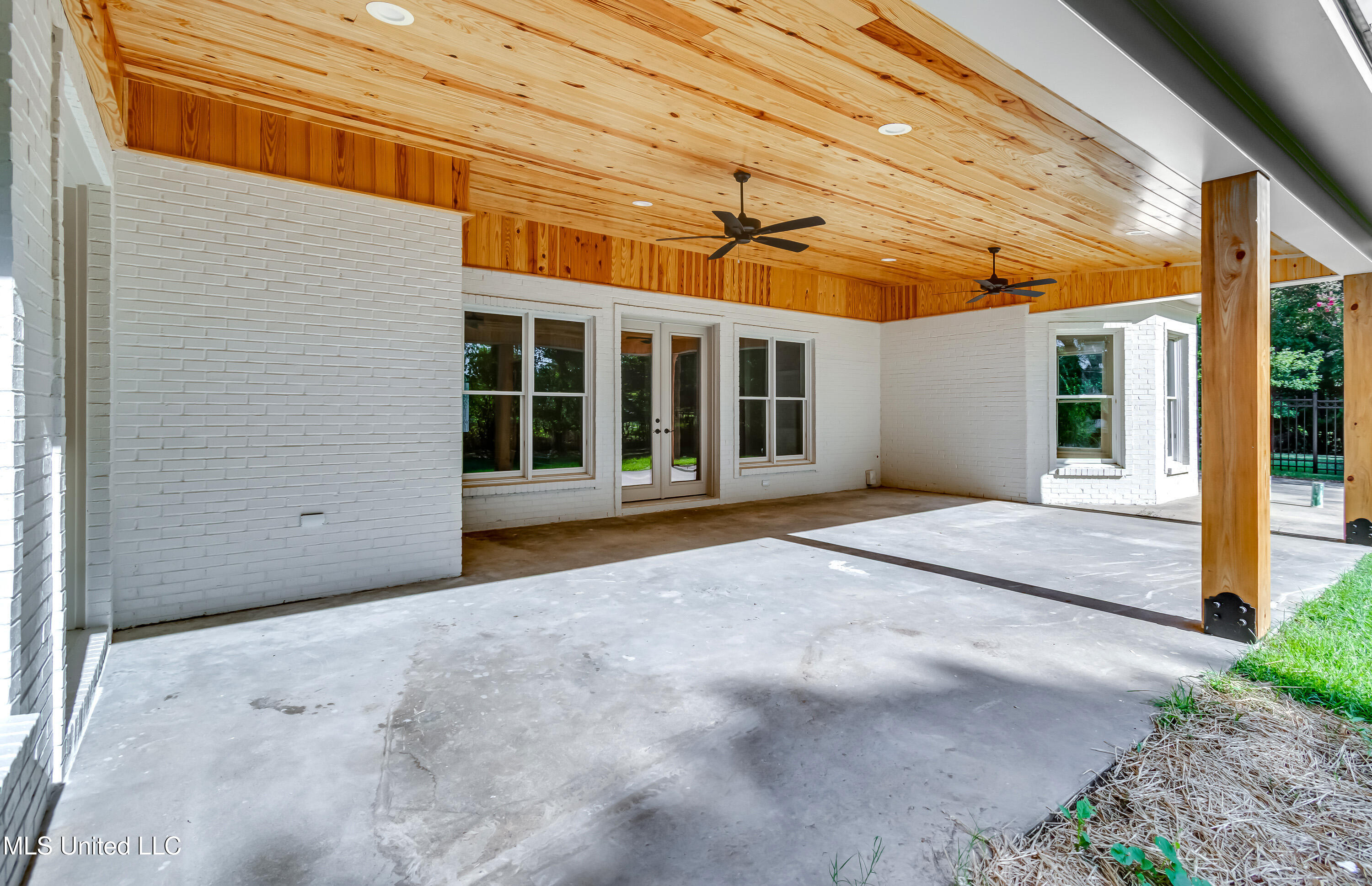 309 Hillview Drive Ridgeland, MS 39157 - Photo 78 of 102 309 Hillview Dr-2