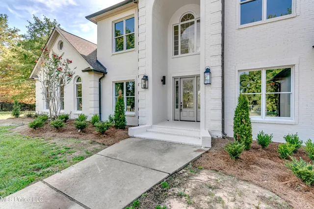 $1,298,900 | 309 Hillview Drive, Ridgeland, MS 39157