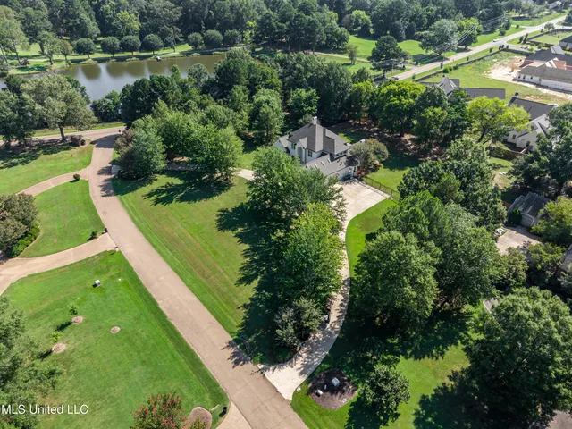 $1,298,900 | 309 Hillview Drive, Ridgeland, MS 39157