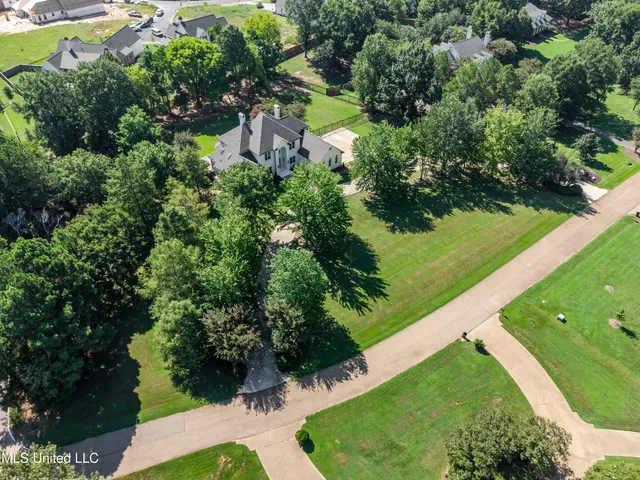 $1,298,900 | 309 Hillview Drive, Ridgeland, MS 39157