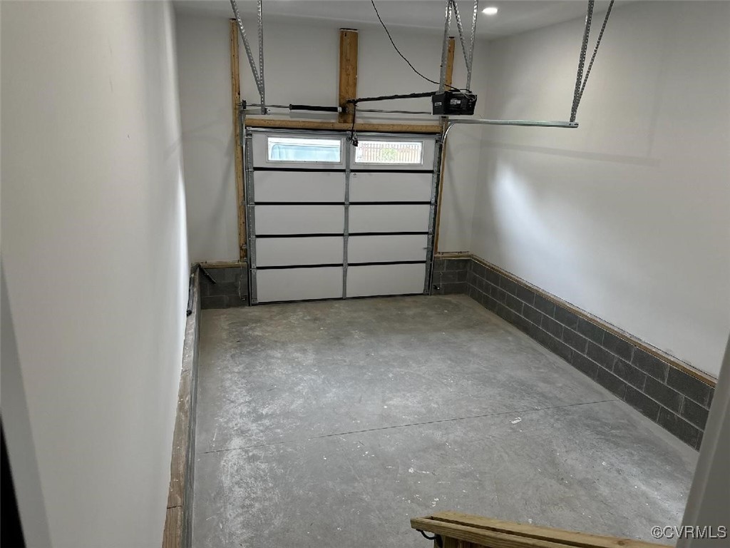 2805 Bethlehem Road Henrico, VA 23228 - Photo 41 of 42 Garage with a garage door opener