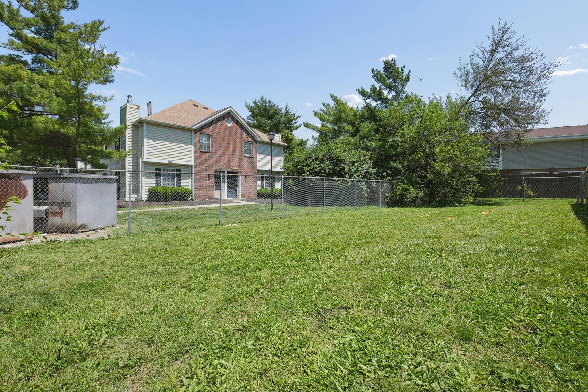 1345 Yorkland Road Columbus, OH 43232 - Photo 6 of 10